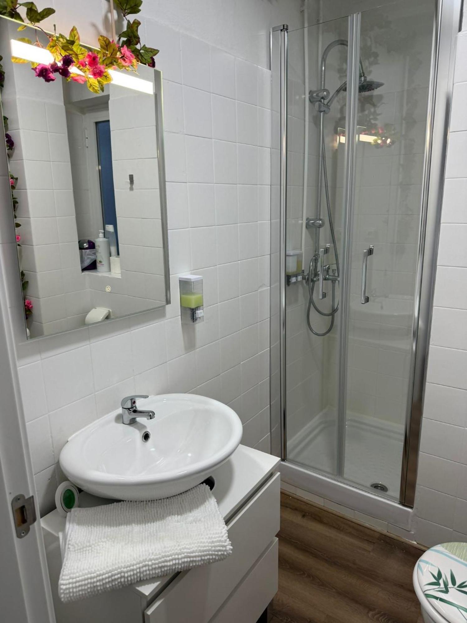 Moderno Y Nuevo Piso Huelva Apartment Екстериор снимка
